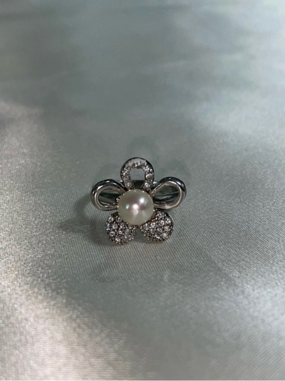 Silver Pearl & Crystal Flower Ring - White Pearl Accent